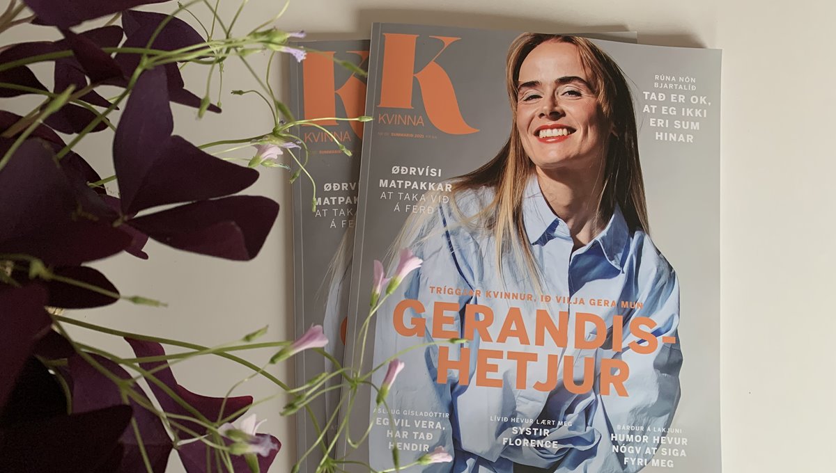 Summarkvinna við stórum tema um gerandishetjur